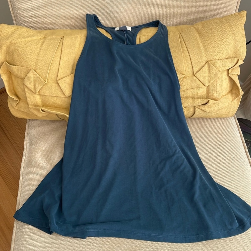 NWT Women’s Old Navy Blue Racer Back Tank Top Size XS